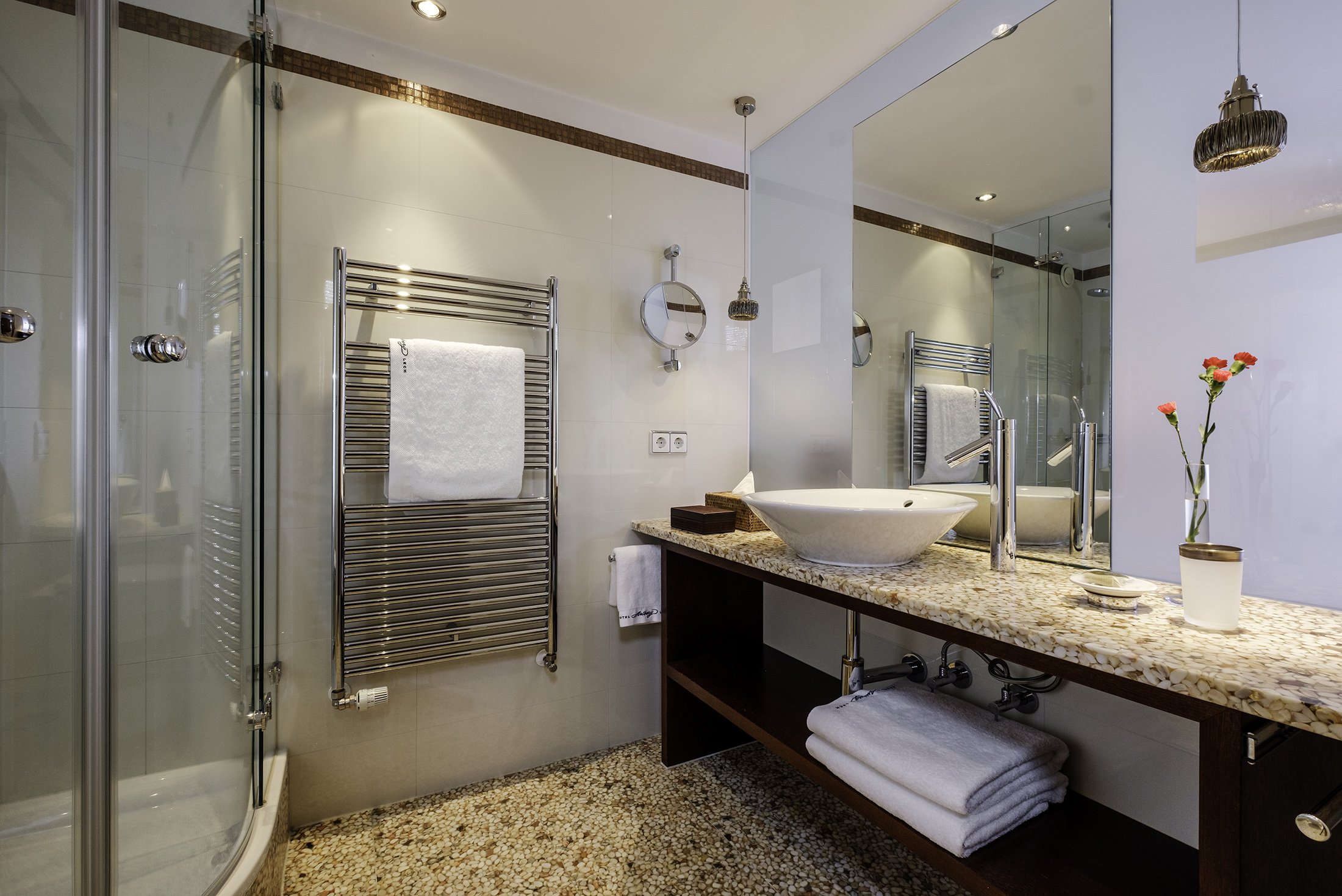 Erlebnisse und Angebot im Hotel Arlberg in Lech, Entspannugn im Spa im Hotel Arlberg in Lech